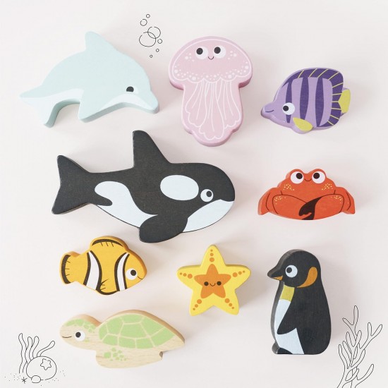 Toys - Wooden - OCEAN - Stacking Animals in a bag - a whale, dolphin, starfish, penguin, sea turtle, jelly fish..... 18m plus